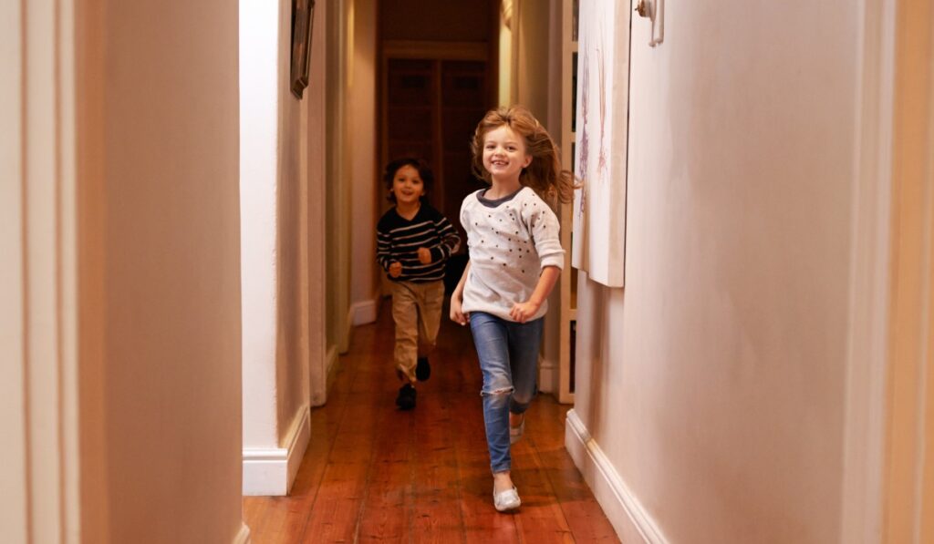 is hyperactivity a sign of autism